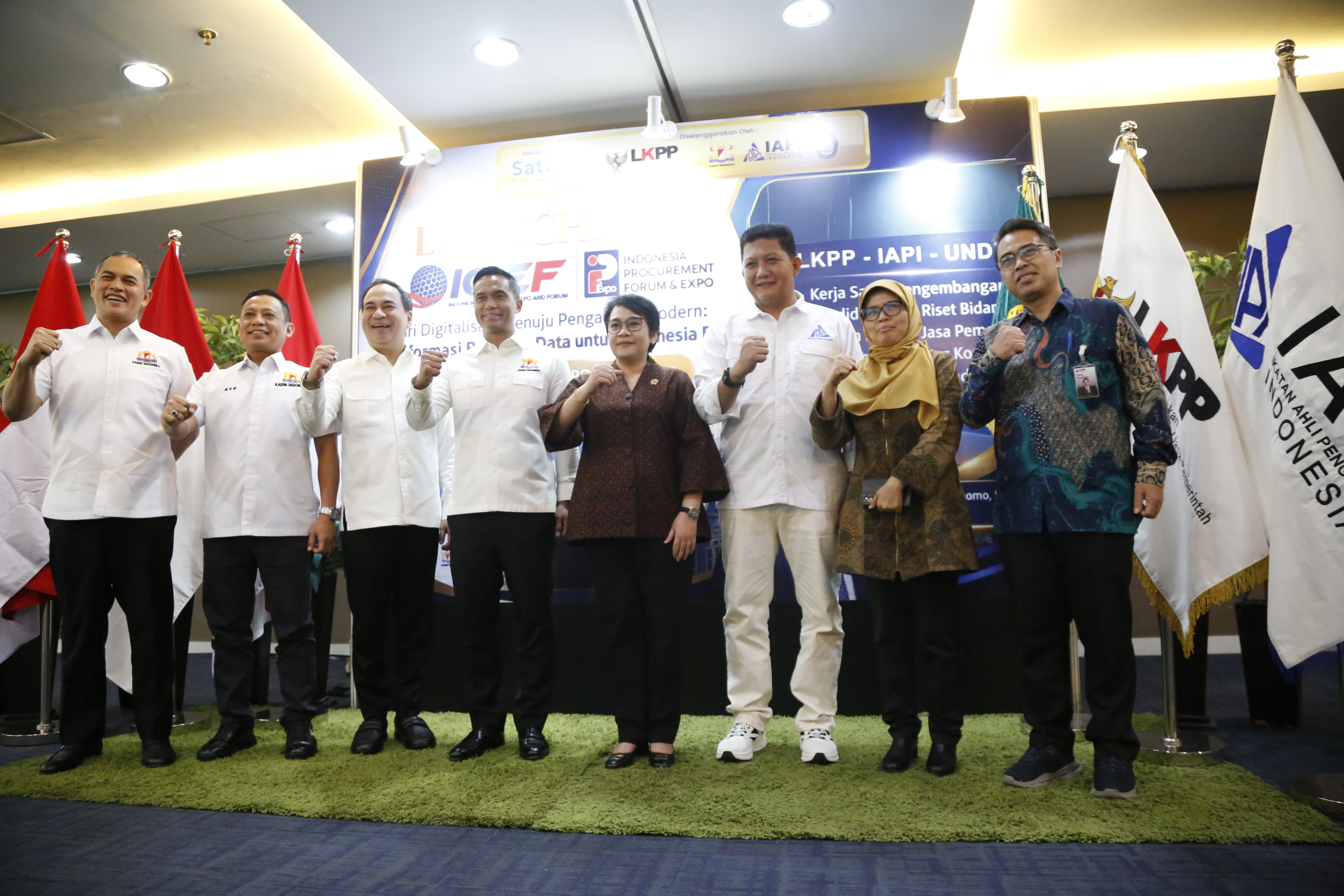 Area registrasi dan informasi LKPP di IPFE 2025
