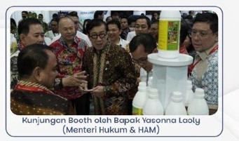 Kunjungan Booth oleh Bapak Yasonna Laoly (Menteri Hukum & HAM)